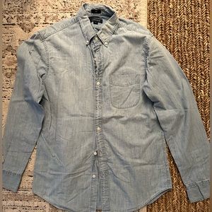 J. Crew Slim Fit Denim Button Down Shirt - Men’s - Medium